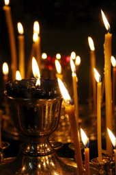 Сретенская свеча - непременный атрибут праздника
