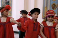 Эх гуляй моя гармонь. Исполняют детки из детдома.